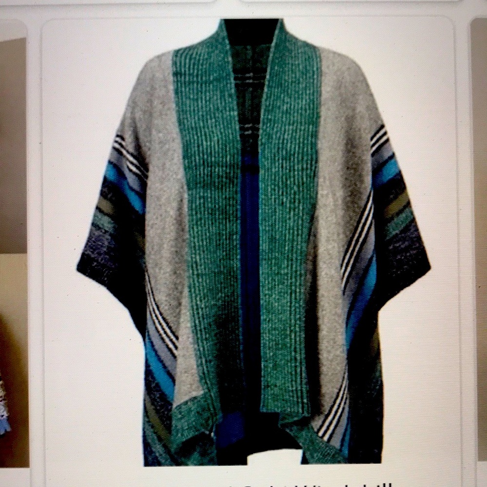 Cabi Windchill Wrap XS/S. Gray, blue, & green.